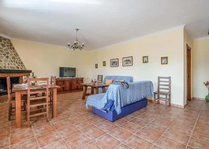Gorgeous Home In Algodonales With Kitchen