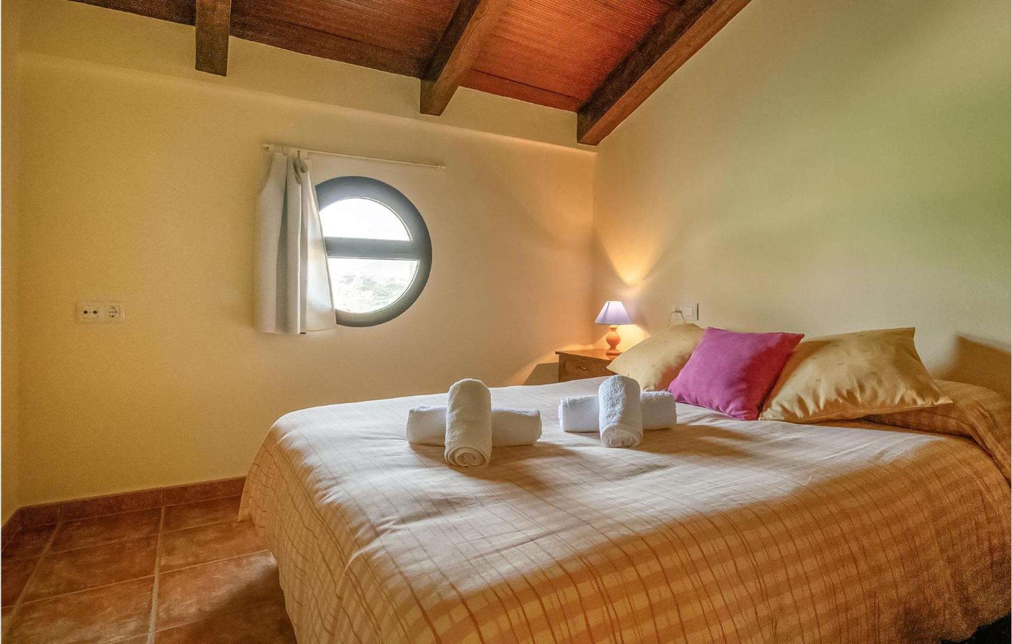 Gorgeous In With Kitchen Holiday home Algodonales