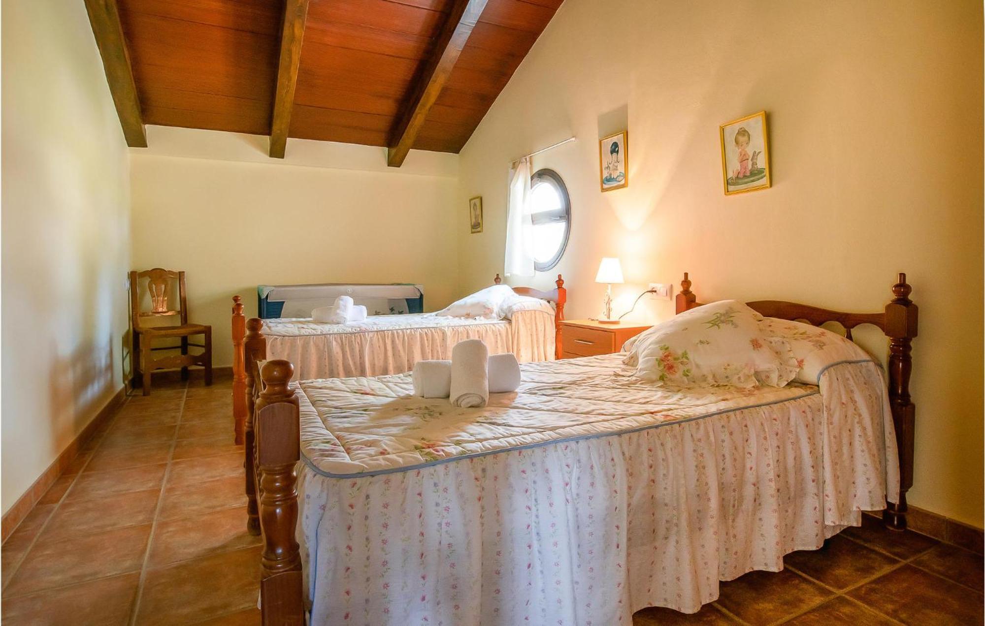 Gorgeous In With Kitchen * Algodonales